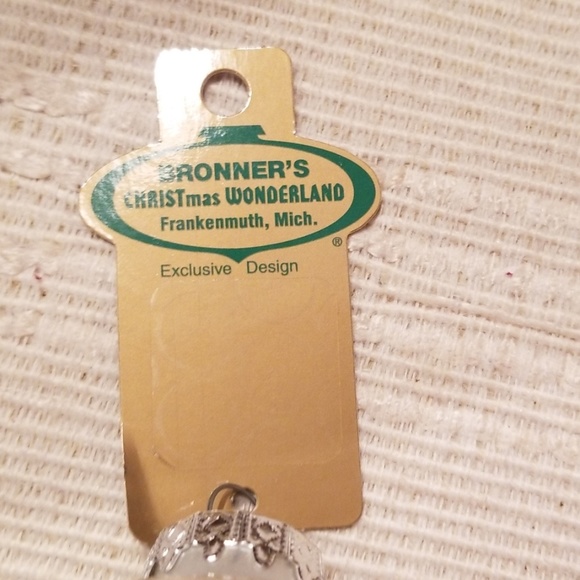 Teacher Ornament (Bronner's) - Picture 2 of 4